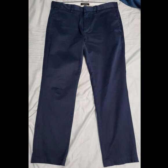 Banana Republic skinny navy chino pants, 31x30 - Picture 1 of 7